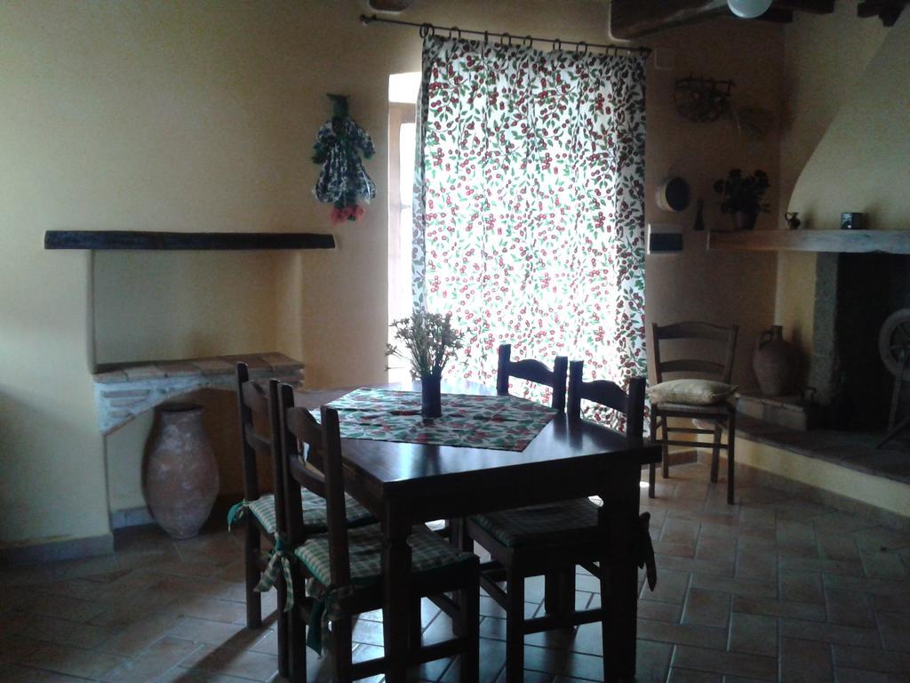 Agriturismo Cantinaccia Di Sopra Pitigliano Rom bilde