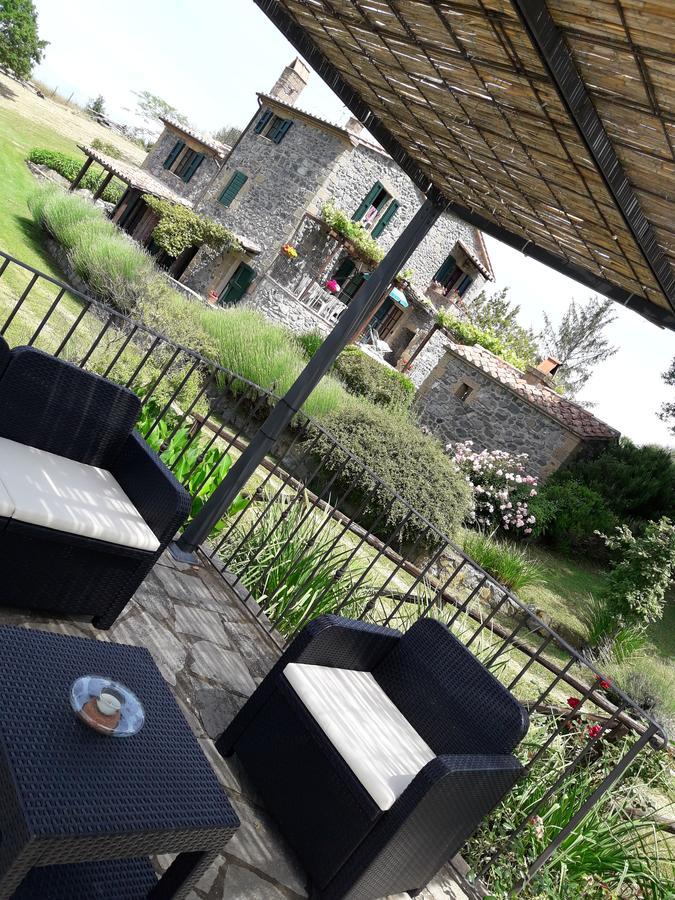 Agriturismo Cantinaccia Di Sopra Pitigliano Eksteriør bilde
